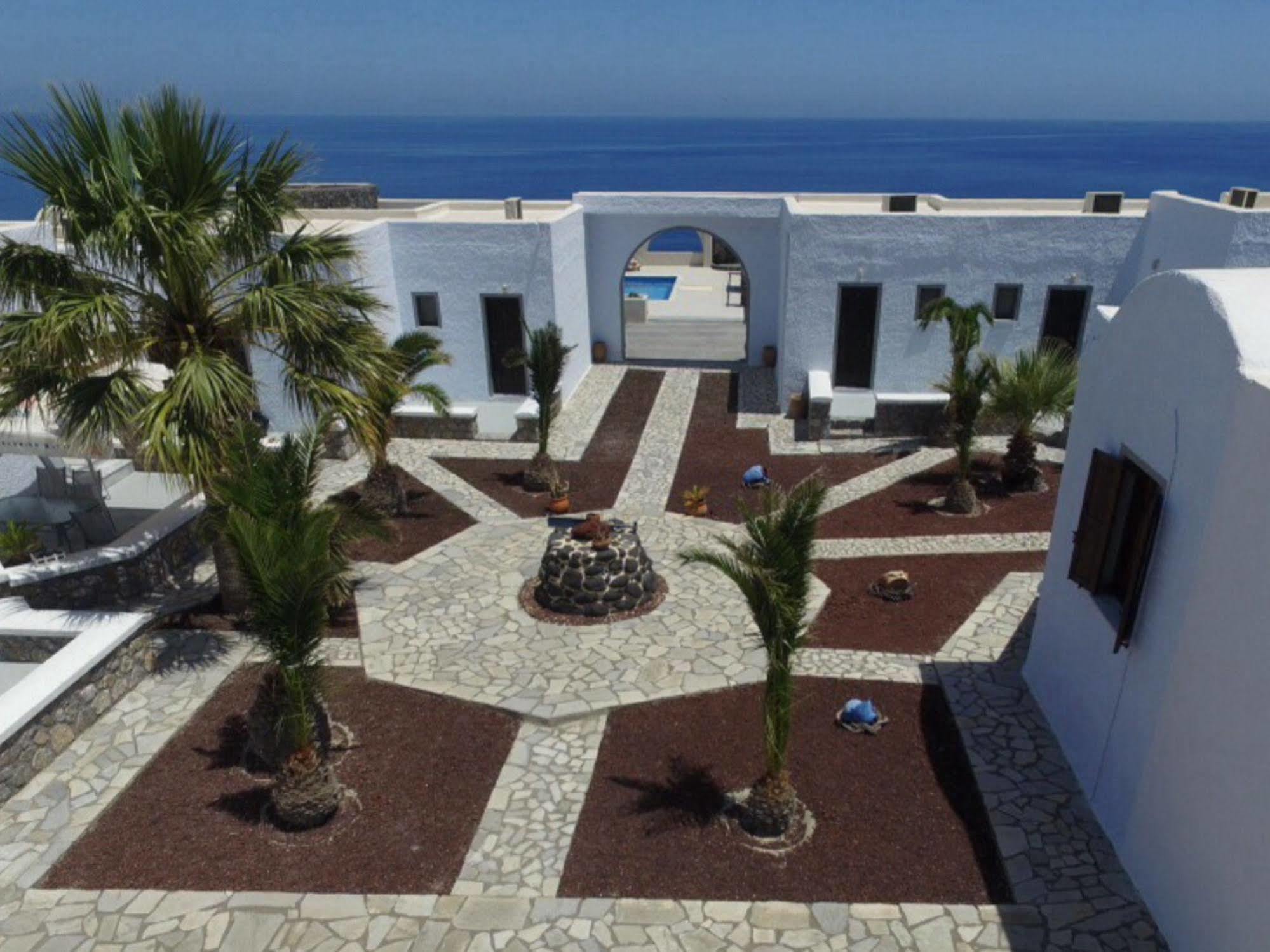 Agia Irini Konukevi 3*